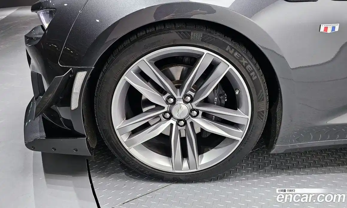 Chevrolet Camaro 2017 6.2 Автомат в Москве № 297640, фото 3