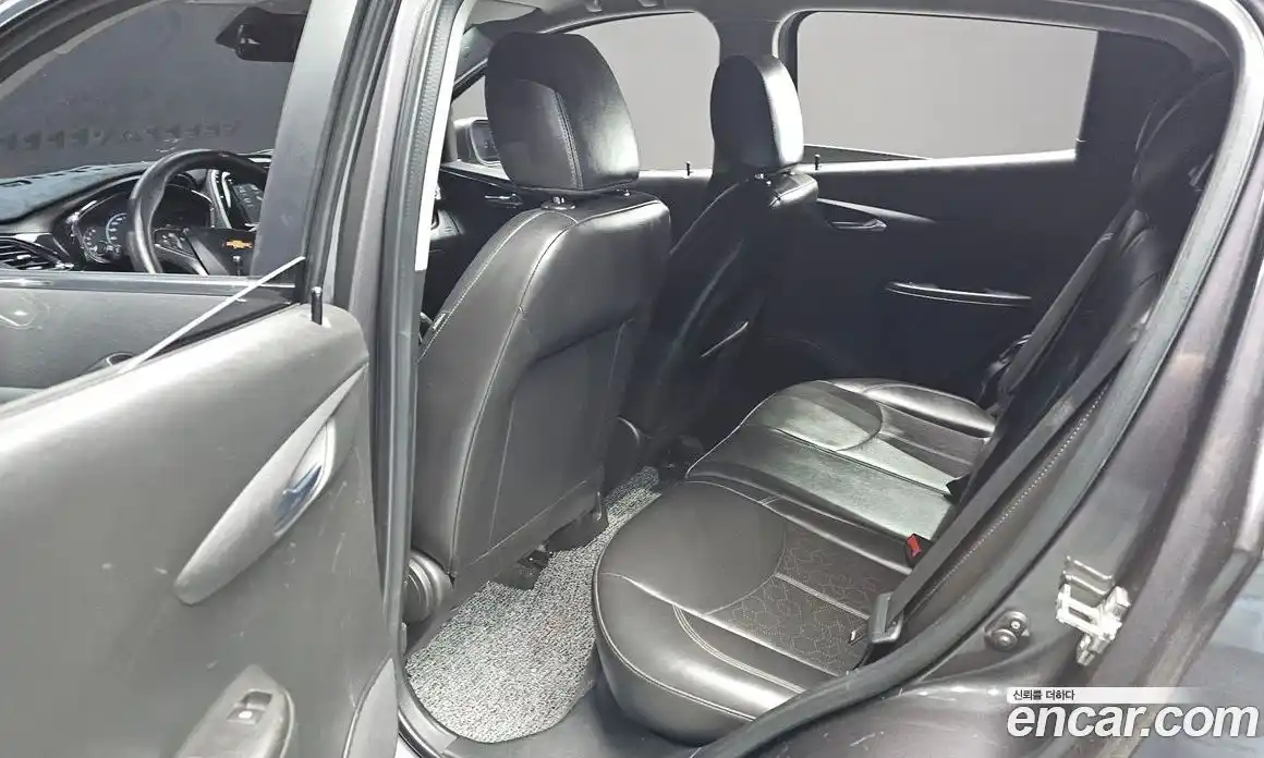 Chevrolet Spark 2016 1.0 Автомат в Москве № 297680, фото 15