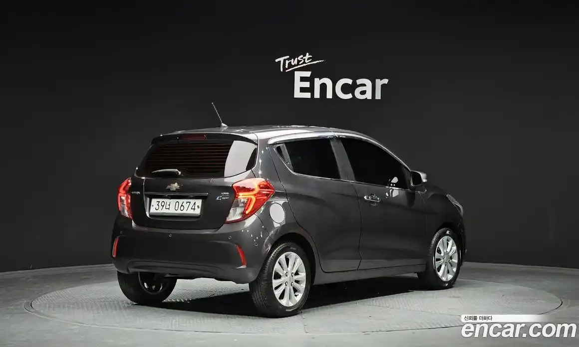 Chevrolet Spark 2016 1.0 Автомат в Москве № 297680, фото 17