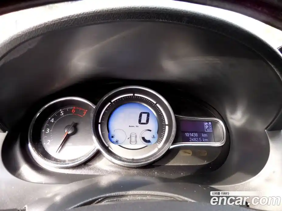 Renault SM3 2014 1.6 Автомат в Москве № 301651, фото 8