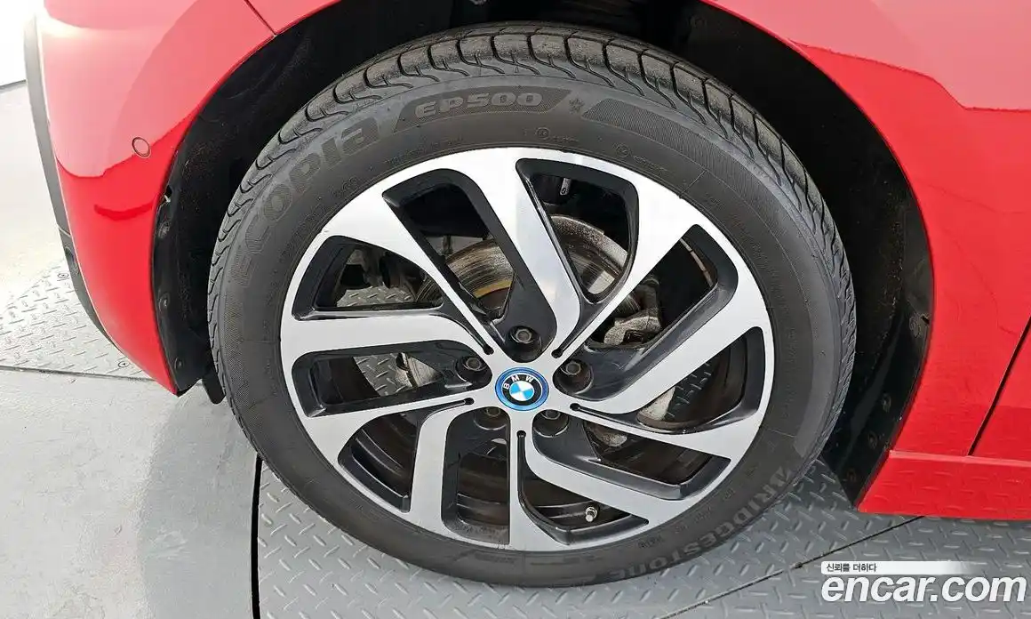 BMW i3 2019 0.1 Автомат в Москве № 302883, фото 1