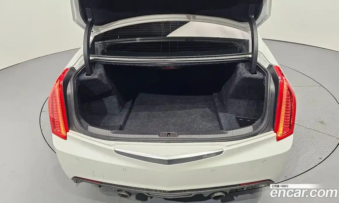 Cadillac ATS 2015 2.0 Автомат в Москве № 306794, фото 12