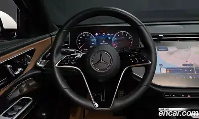 Mercedes-Benz E-Class 2025 2.0 Автомат в Москве № 307770, миниатюра 3