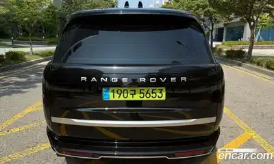 Land Rover Range-Rover 2024 4.4 Автомат в Москве № 316370, миниатюра 4