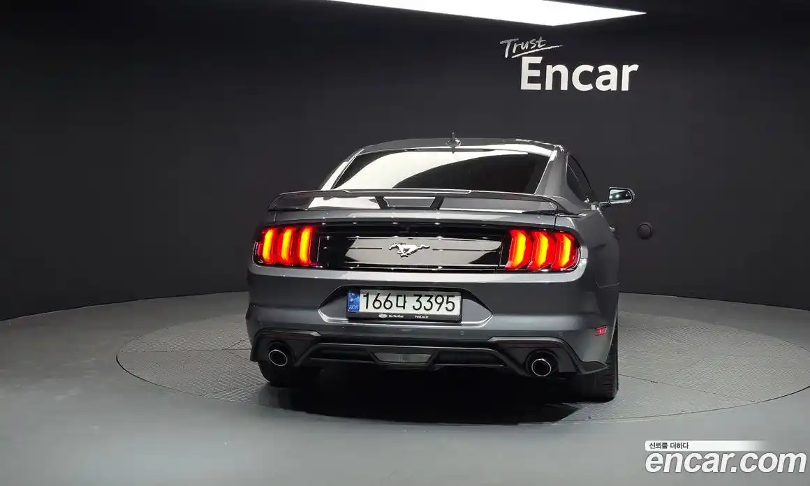 Ford Mustang 2023 2.3 Автомат в Москве № 318844, фото 4