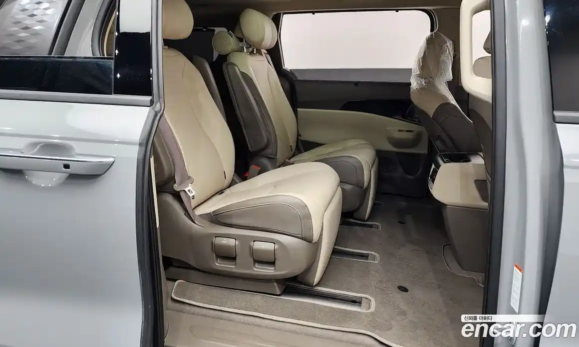 Kia Canival 2025 2.2 Автомат в Москве № 321103, фото 12