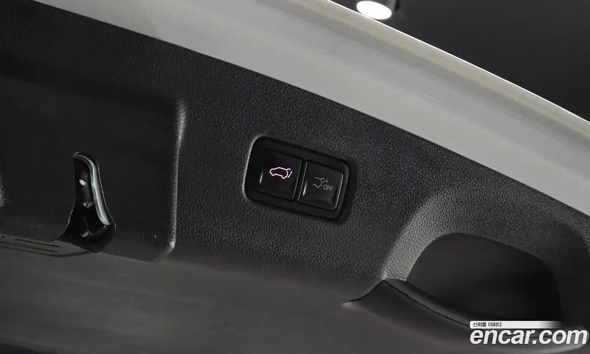 Kia Canival 2024 1.6 Автомат в Москве № 321174, фото 14