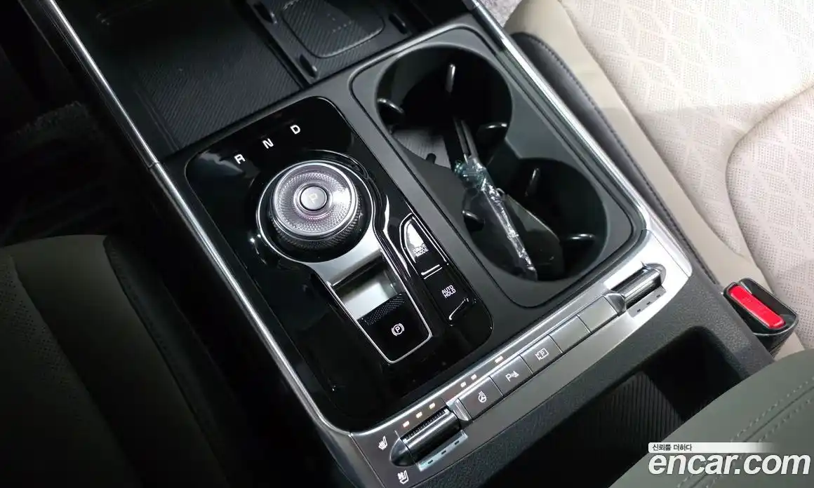 Kia Canival 2024 1.6 Автомат в Москве № 321174, фото 15