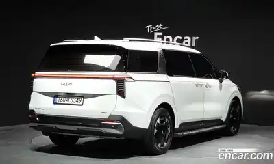 Kia Canival 2024 1.6 Автомат в Москве № 321174, миниатюра 8