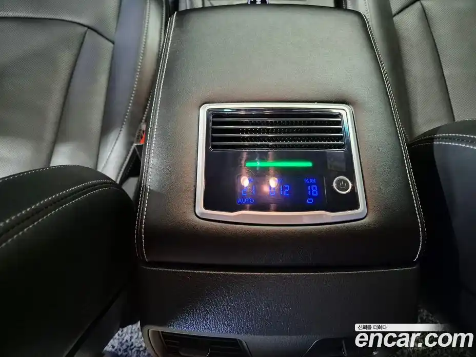 SsangYong Rexton 2022 2.2 Автомат в Москве № 32644, фото 13