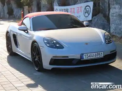 Porsche 718, 2023
