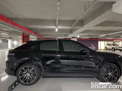 Porsche Cayenne 2024 3.0 Автомат в Москве № 327334, миниатюра 5