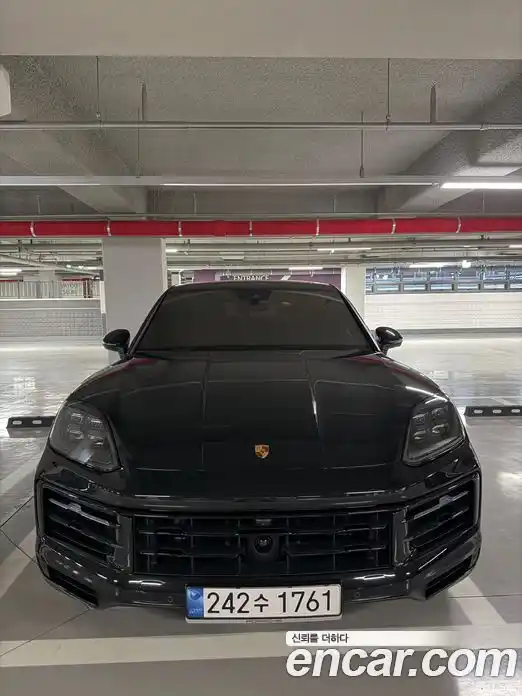 Porsche Cayenne 2024 3.0 Автомат в Москве № 327334, фото 9