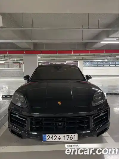 Porsche Cayenne 2024 3.0 Автомат в Москве № 327334, миниатюра 9