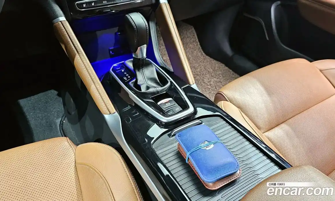 Renault QM6 2023 2.0 Автомат в Москве № 329013, фото 4