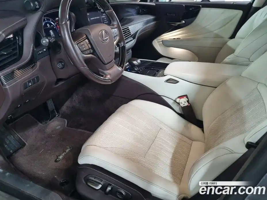 Lexus LS 2020 3.4 Автомат в Москве № 329667, фото 20