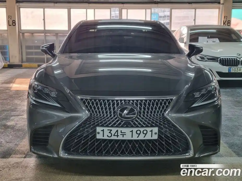 Lexus LS 2020 3.4 Автомат в Москве № 329667, фото 8