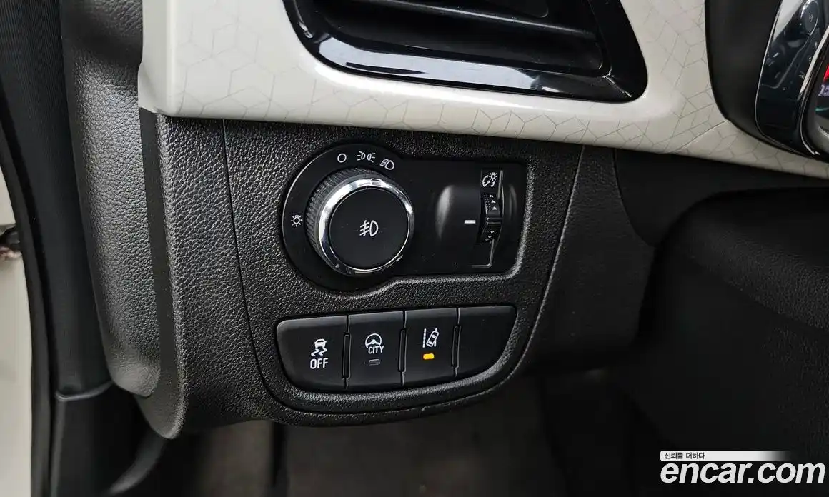 Chevrolet Spark 2016 1.0 Автомат в Москве № 331780, фото 17