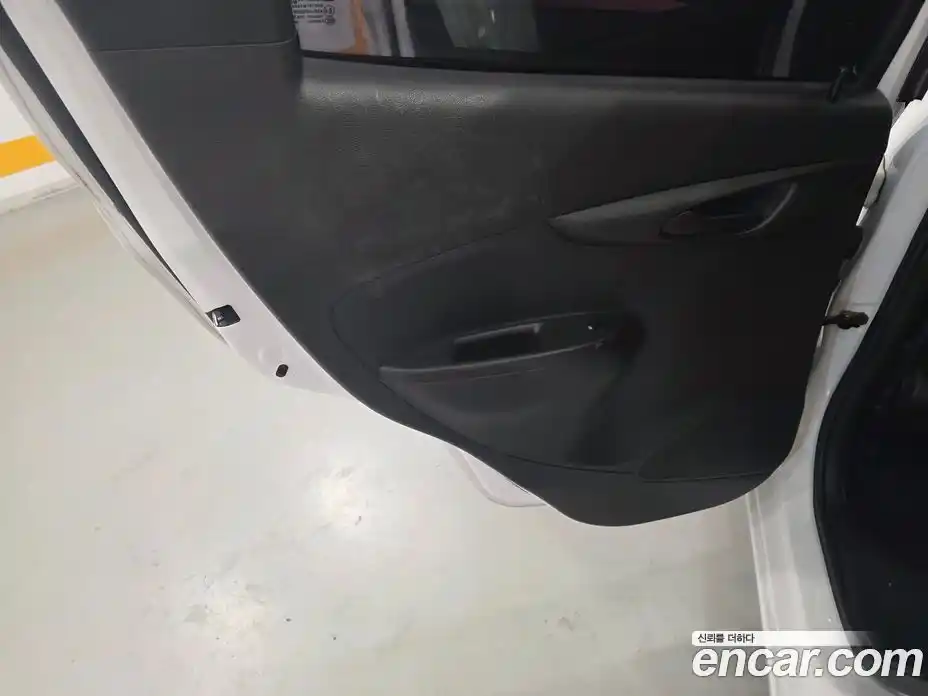 Chevrolet Spark 2017 1.0 Автомат в Москве № 332993, фото 17