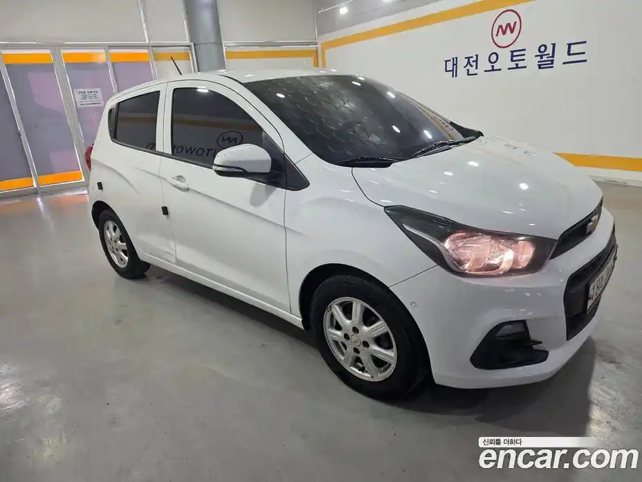 Chevrolet Spark 2017 1.0 Автомат в Москве № 332993, фото 6