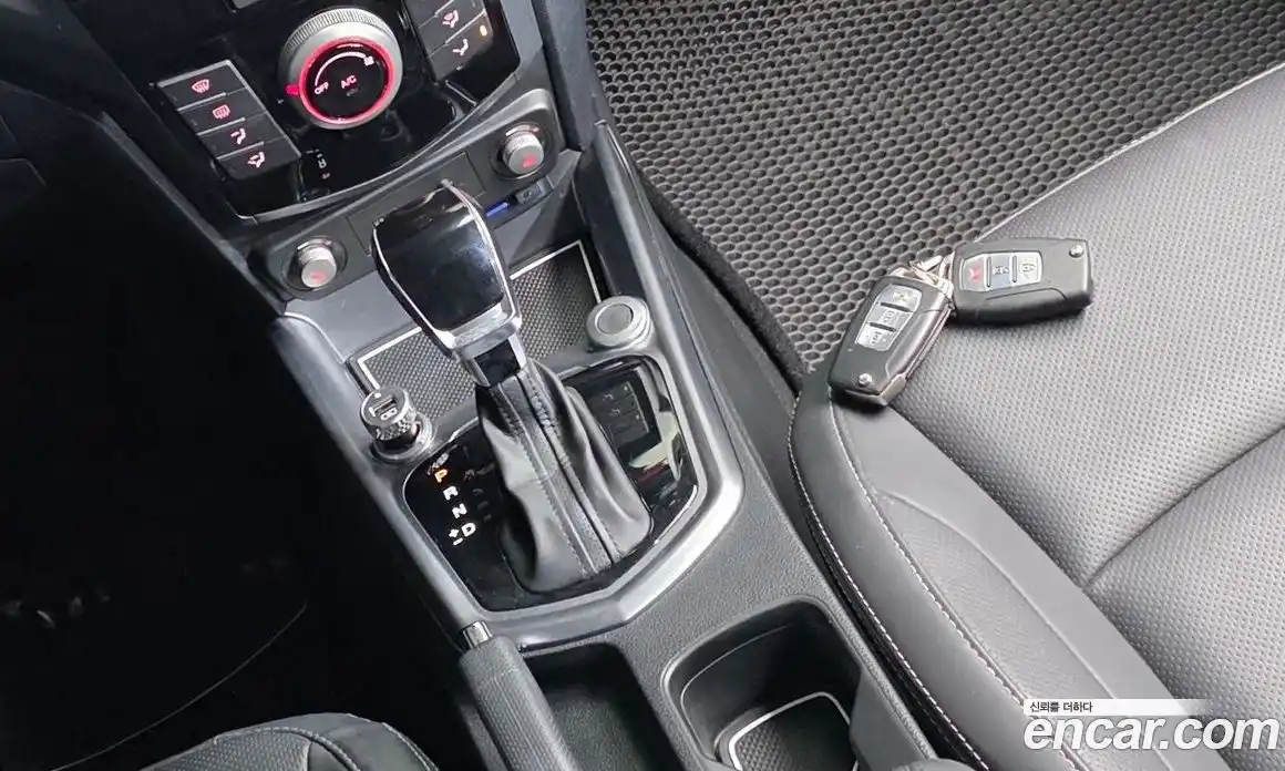 SsangYong TIBOLI 2019 1.6 Автомат в Москве № 33390, фото 13