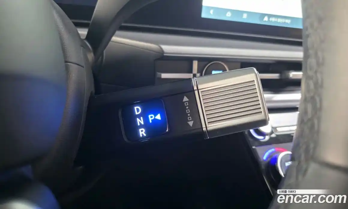 Hyundai Santa Fe 2024 1.6 Автомат в Москве № 335305, фото 18