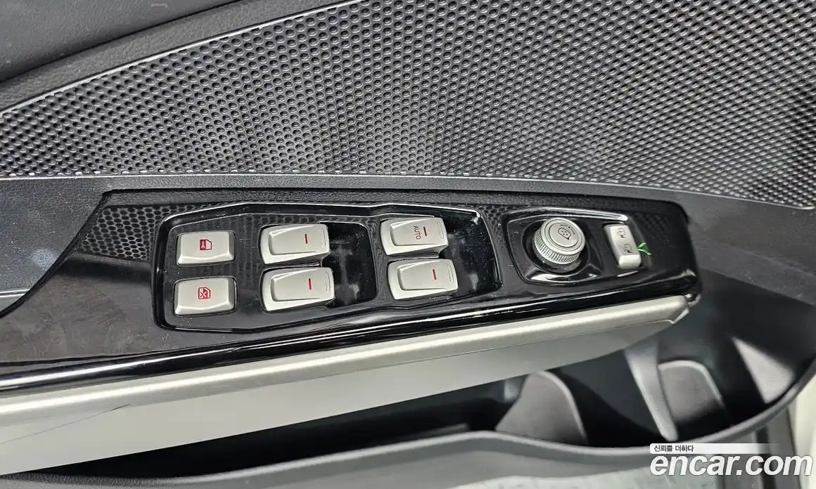 SsangYong TIBOLI 2016 1.6 Автомат в Москве № 33616, фото 20