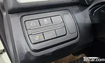 SsangYong TIBOLI 2016 1.6 Автомат в Москве № 33616, миниатюра 2