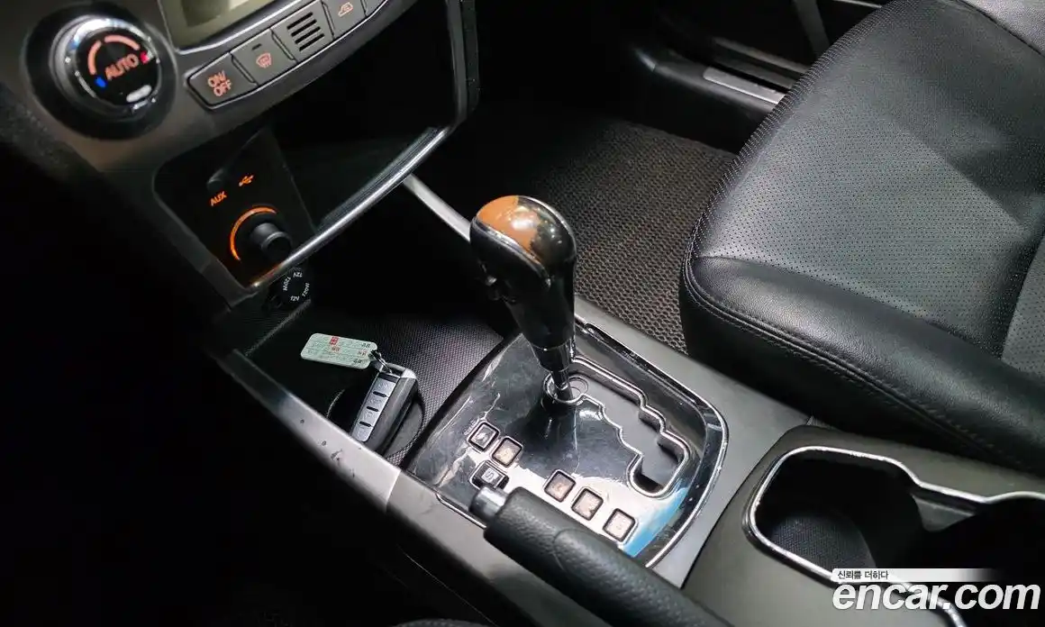 SsangYong Korando 2015 2.0 Автомат в Москве № 341591, фото 18