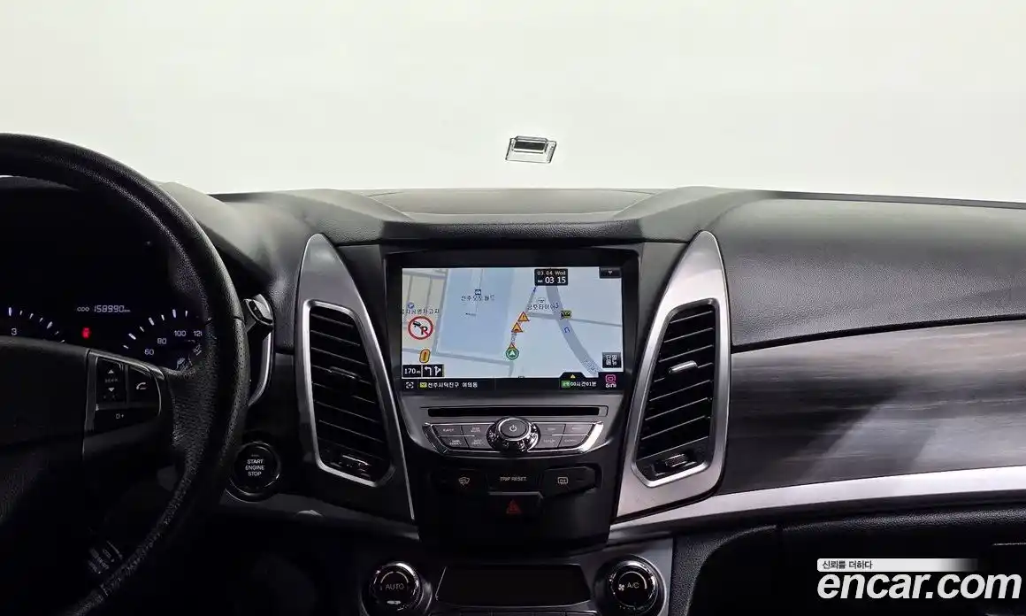 SsangYong Korando 2015 2.0 Автомат в Москве № 341591, фото 20