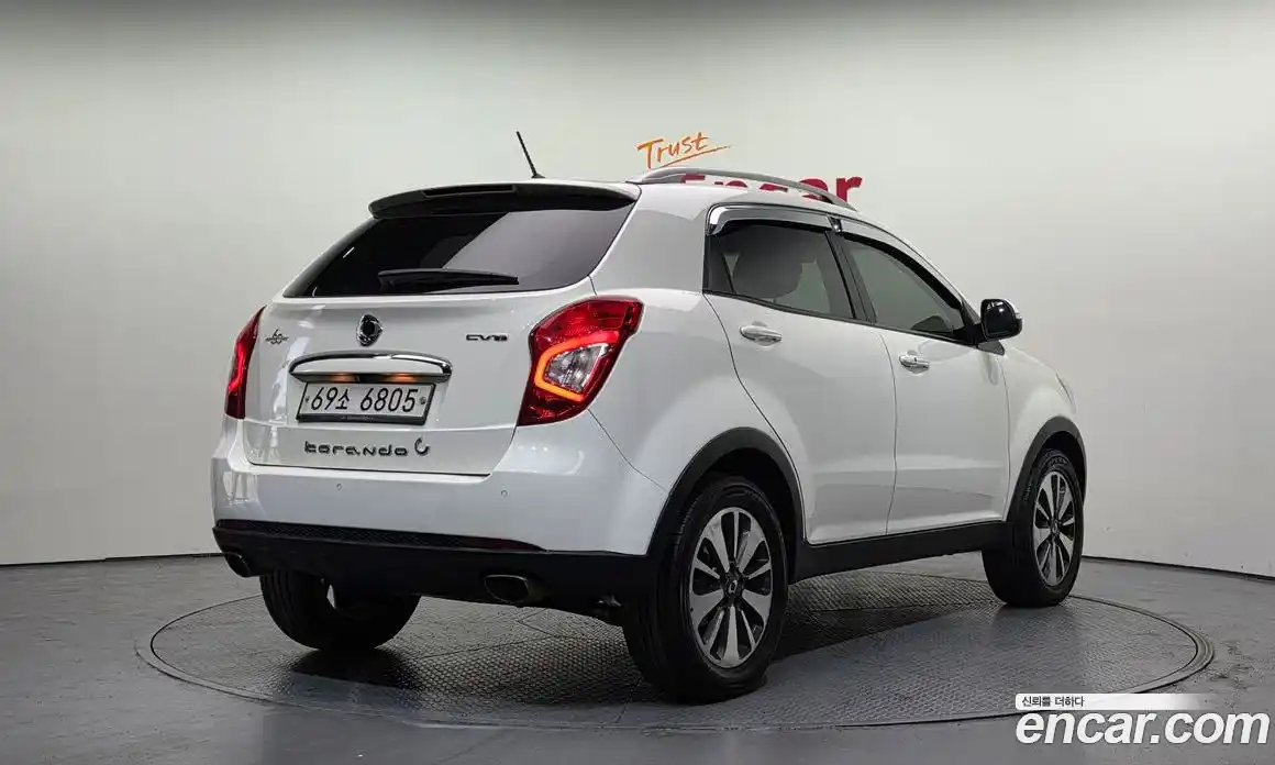 SsangYong Korando 2015 2.0 Автомат в Москве № 341591, фото 10
