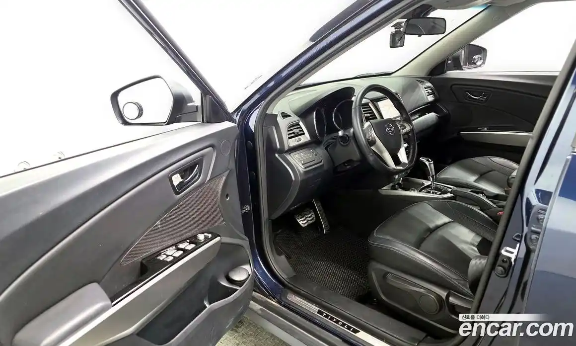 SsangYong TIBOLI 2016 1.6 Автомат в Москве № 34205, фото 10