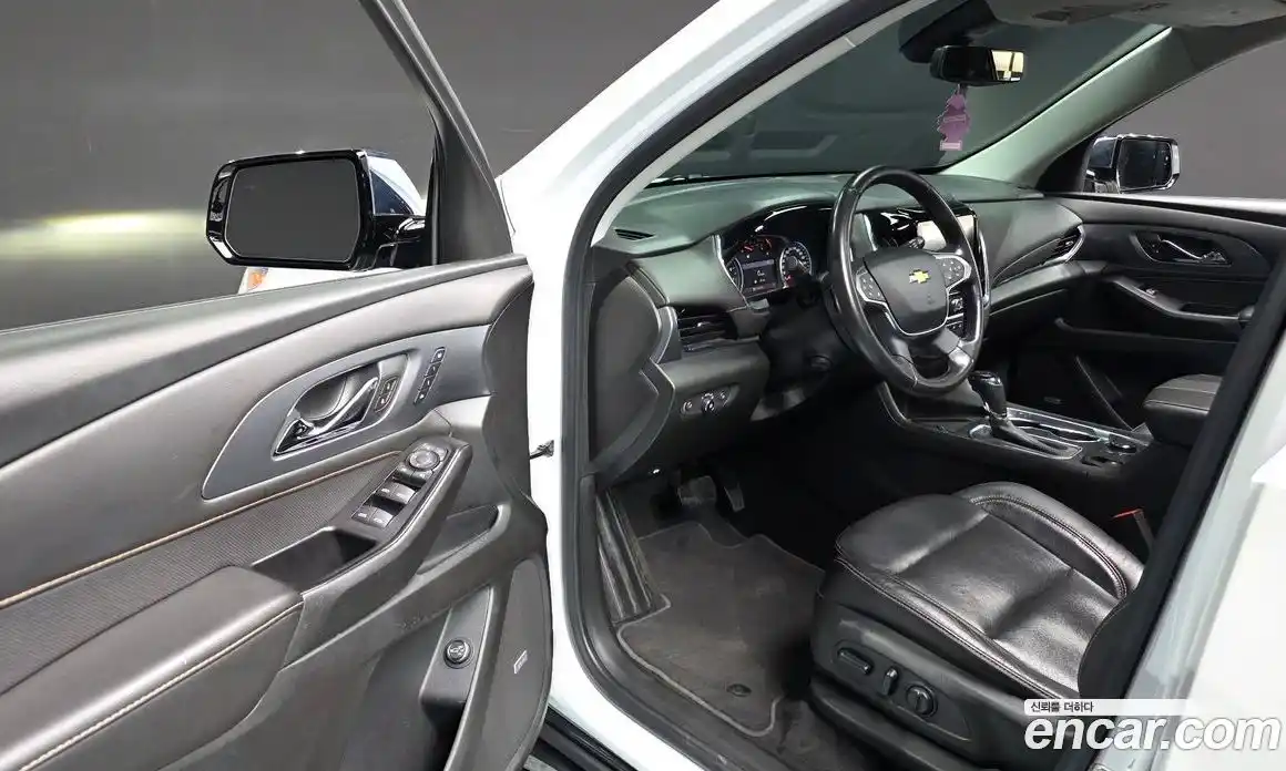 Chevrolet Traverse 2020 3.6 Автомат в Москве № 354518, фото 11