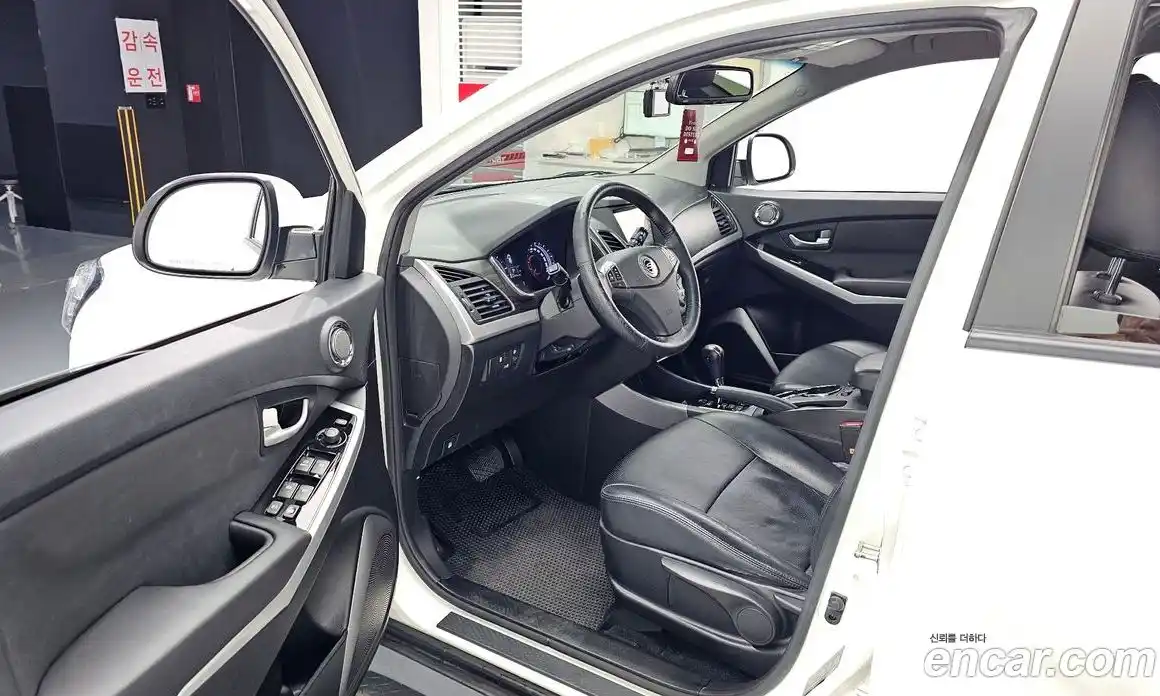 SsangYong Korando 2016 2.2 Автомат в Москве № 35812, фото 17