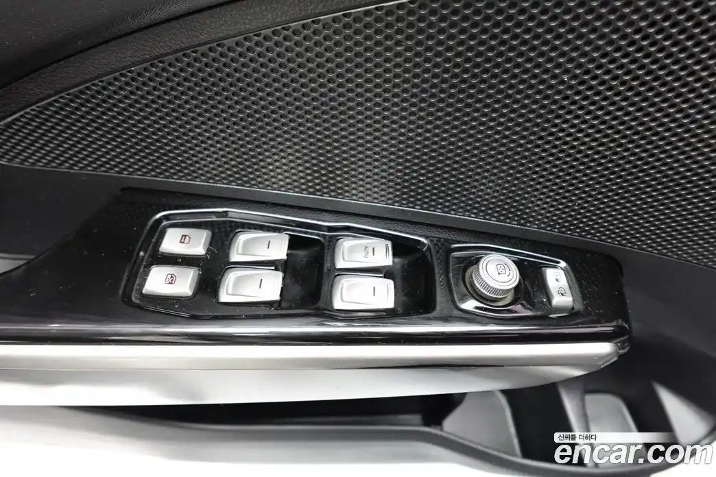 SsangYong TIBOLI 2016 1.6 Автомат в Москве № 36211, фото 17