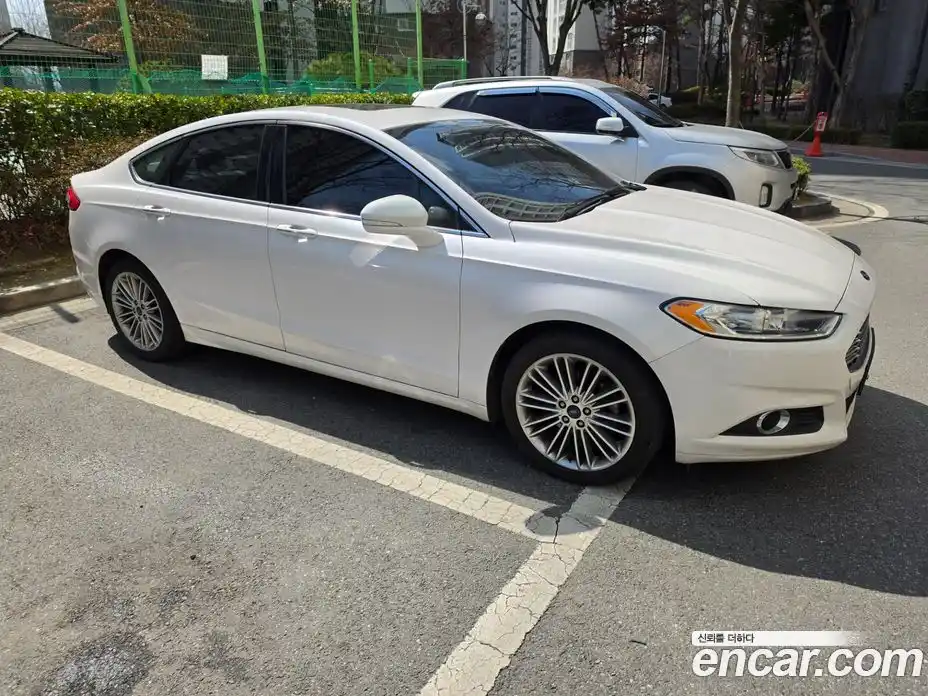 Ford Fusion 2014 2.0 Автомат в Москве № 363347, фото 4