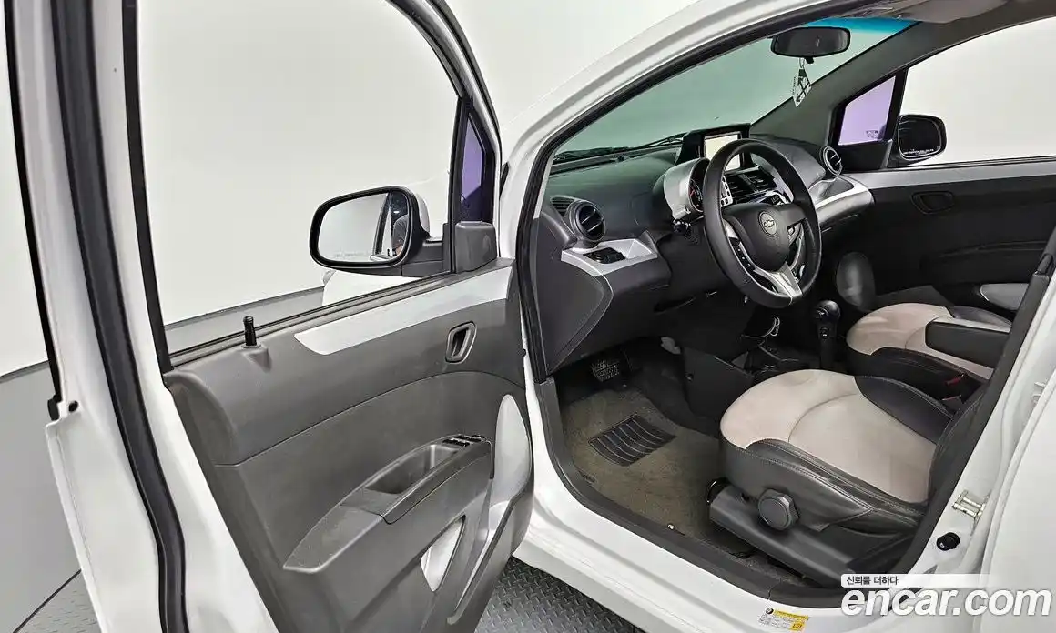 Chevrolet Spark 2012 1.0 Автомат в Москве № 36857, фото 12