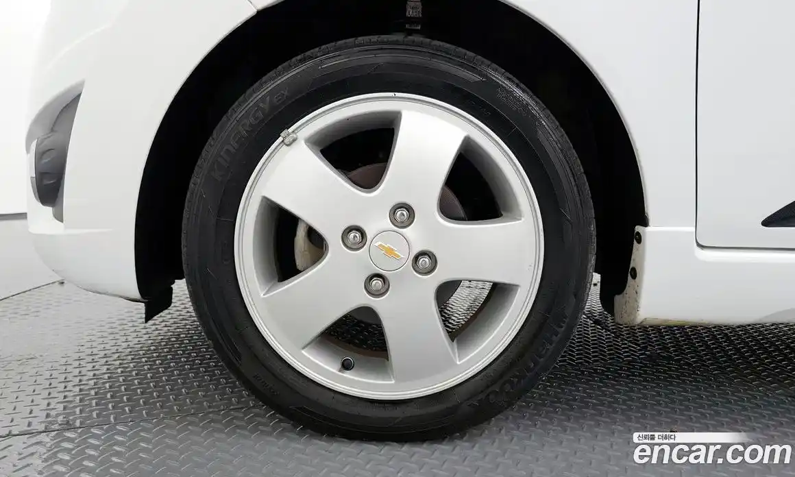 Chevrolet Spark 2012 1.0 Автомат в Москве № 36857, фото 9