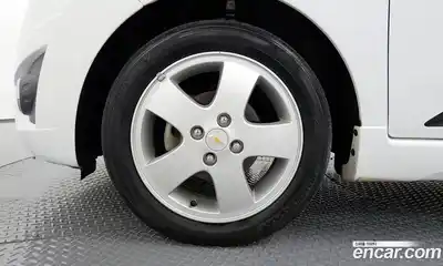 Chevrolet Spark 2012 1.0 Автомат в Москве № 36857, миниатюра 9