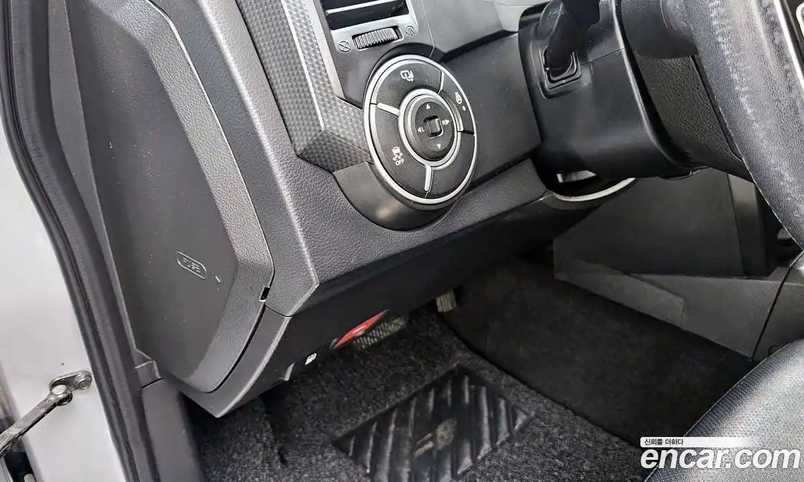 SsangYong Korando 2015 2.0 Автомат в Москве № 369366, фото 18