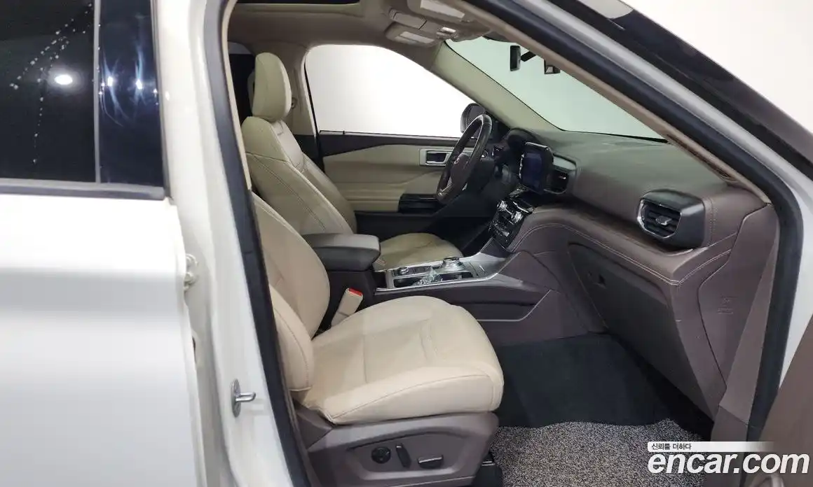 Ford Explorer 2022 3.0 Автомат в Москве № 384714, фото 11