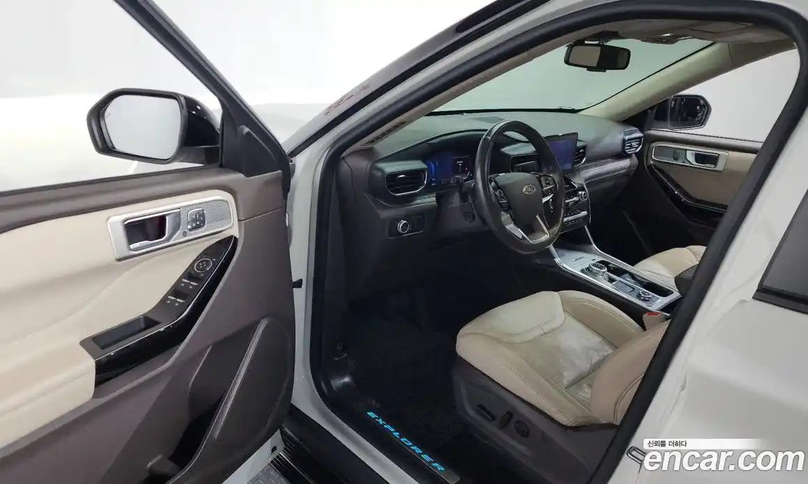 Ford Explorer 2022 3.0 Автомат в Москве № 384714, фото 10