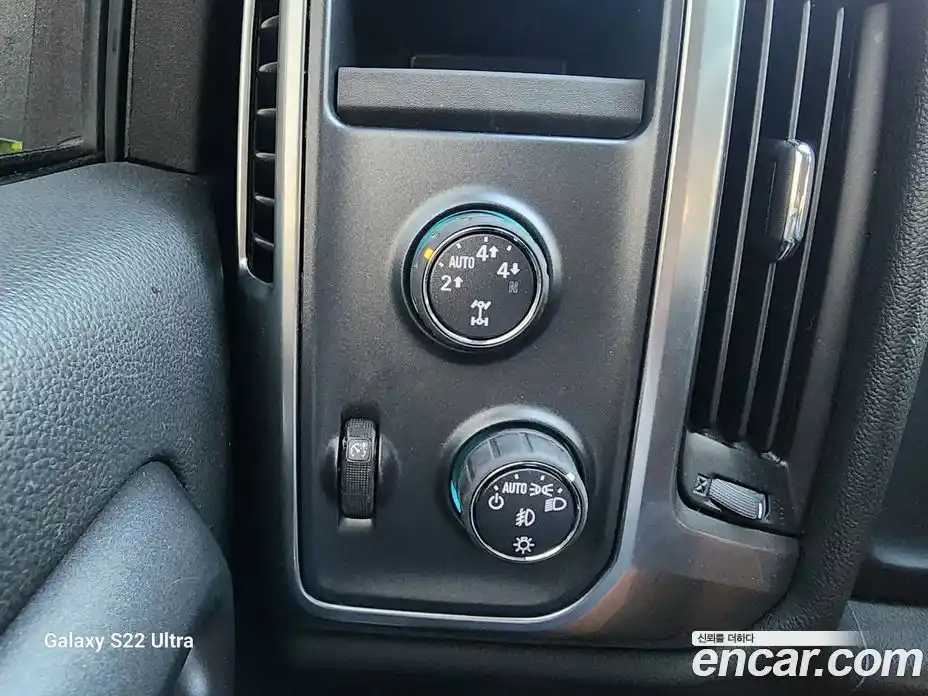 Chevrolet Silverado 2015 4.3 Автомат в Москве № 385766, фото 13