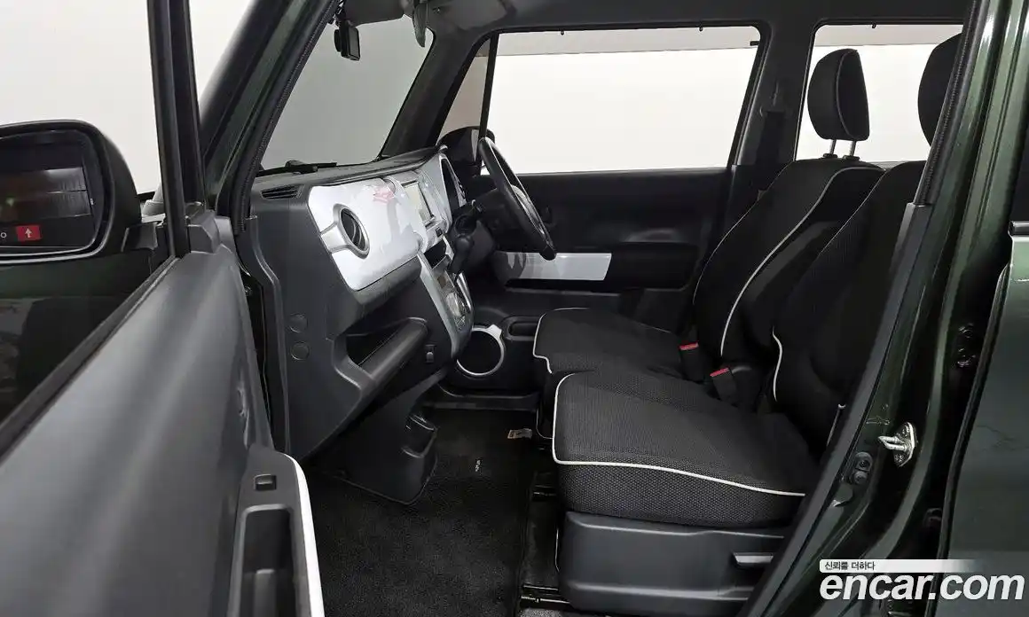 Suzuki Hustler 2015 0.7 Автомат в Москве № 387640, фото 11