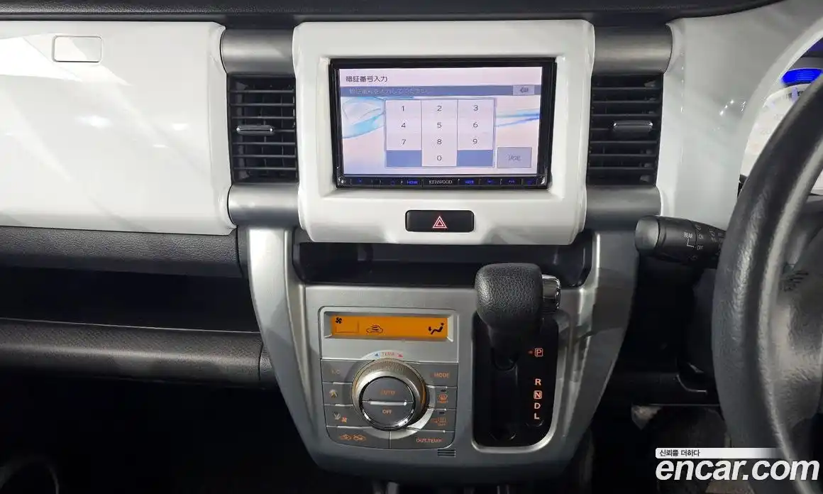 Suzuki Hustler 2015 0.7 Автомат в Москве № 387640, фото 16