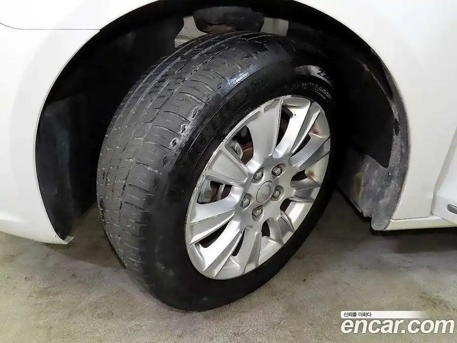 Chevrolet Alpheon 2013 2.4 Автомат в Москве № 396873, фото 16