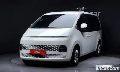 Hyundai Staria, 2025