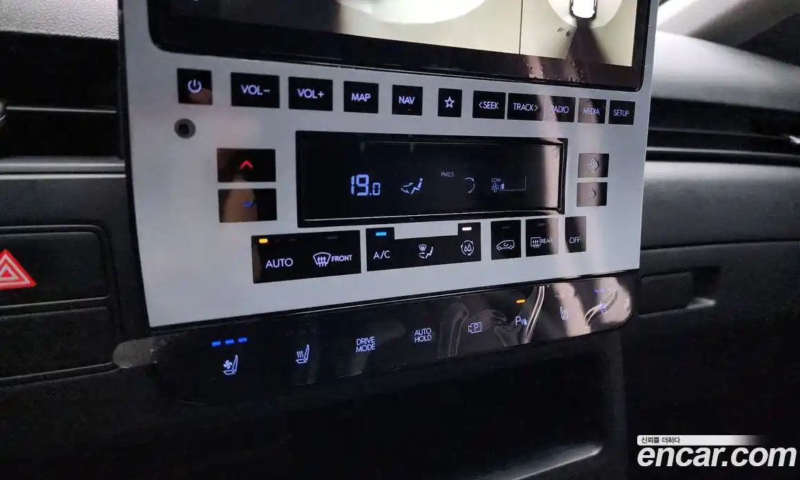 Hyundai Staria 2025 2.2 Автомат в Москве № 399426, фото 16