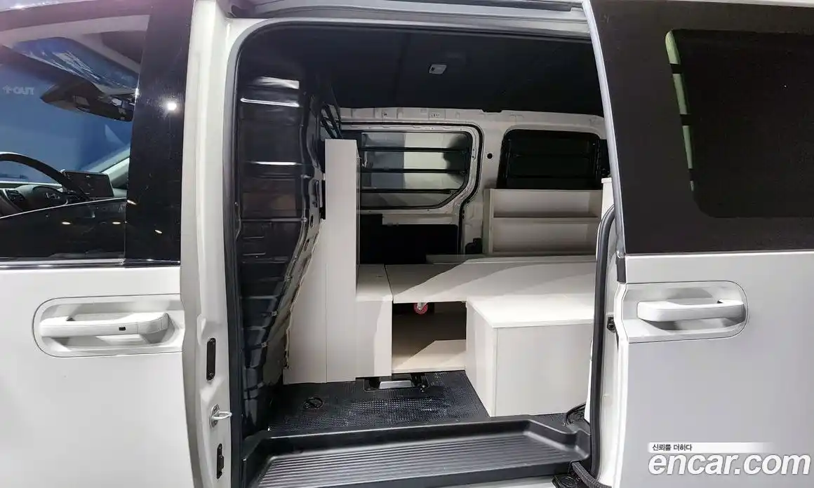 Hyundai Staria 2025 2.2 Автомат в Москве № 399426, фото 18