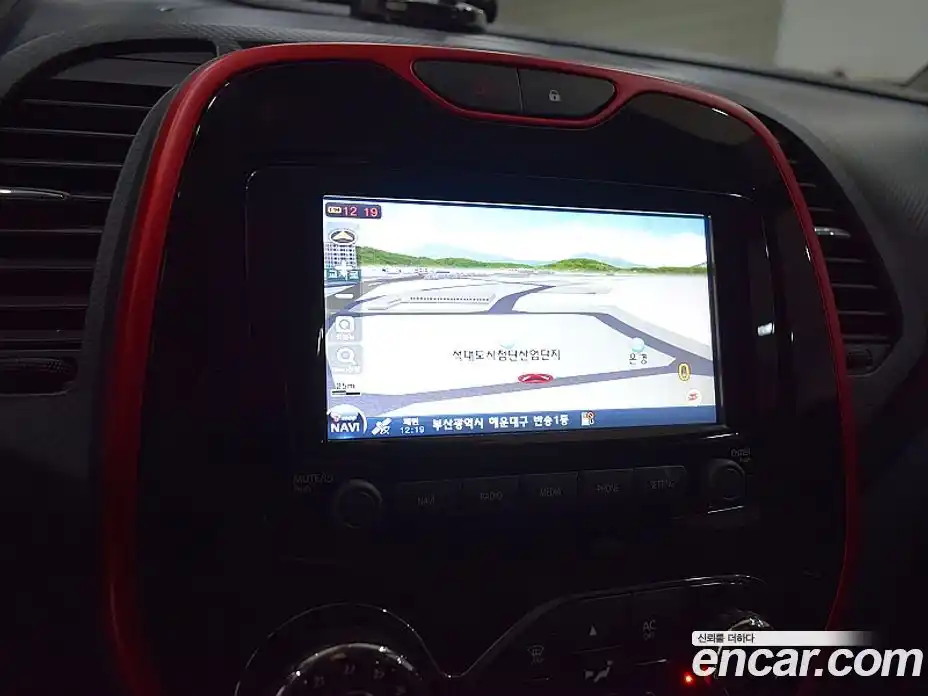 Renault QM3 2015 1.5 Автомат в Москве № 401577, фото 15